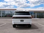 2027 Navigator Thumbnail 7