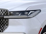 2027 Navigator Thumbnail 18