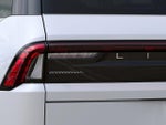 2027 Navigator Thumbnail 21