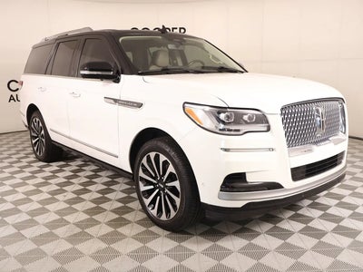 Photo of a 2023 Lincoln Navigator 4X4 Reserve 4DR SUV for sale
