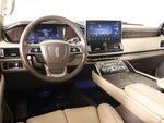 2023 Navigator Thumbnail 2