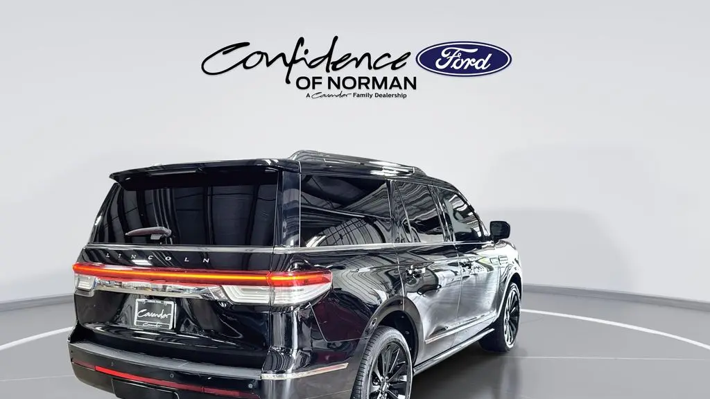 2023 Lincoln Navigator Reserve