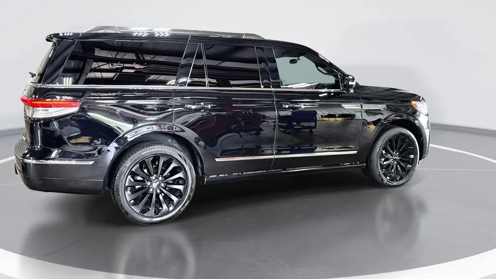 2023 Lincoln Navigator Reserve