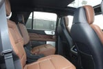 2023 Navigator Thumbnail 12