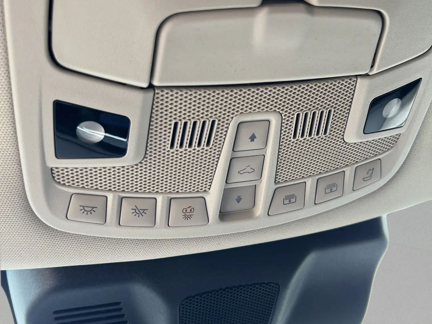 2023 Lincoln Navigator - $58,988