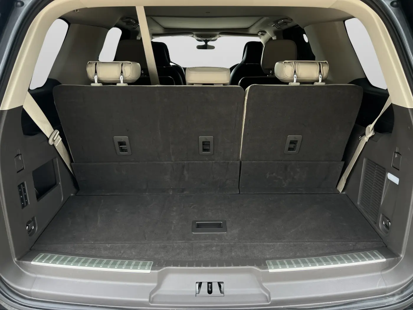 2023 Lincoln Navigator - $58,988