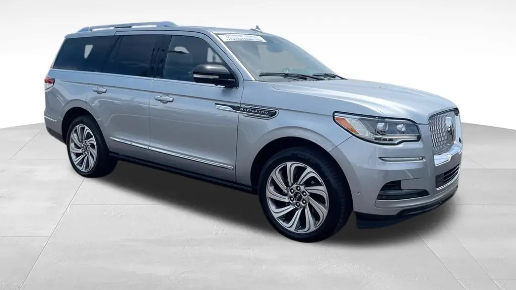 2023 Lincoln Navigator Reserve