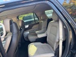 2023 Navigator Thumbnail 11