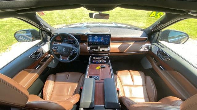 2024 Lincoln Navigator Reserve