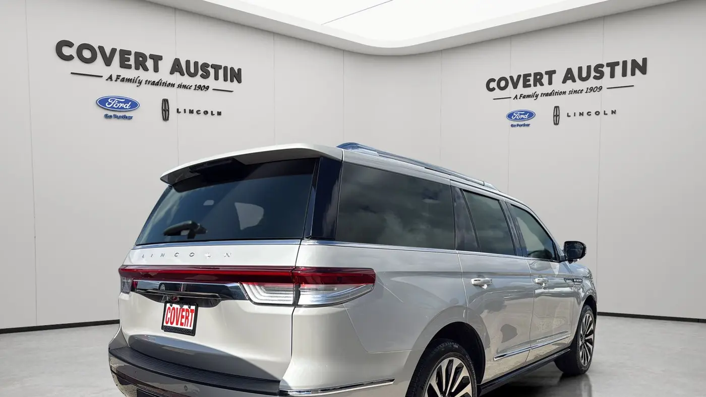 2024 Lincoln Navigator Reserve