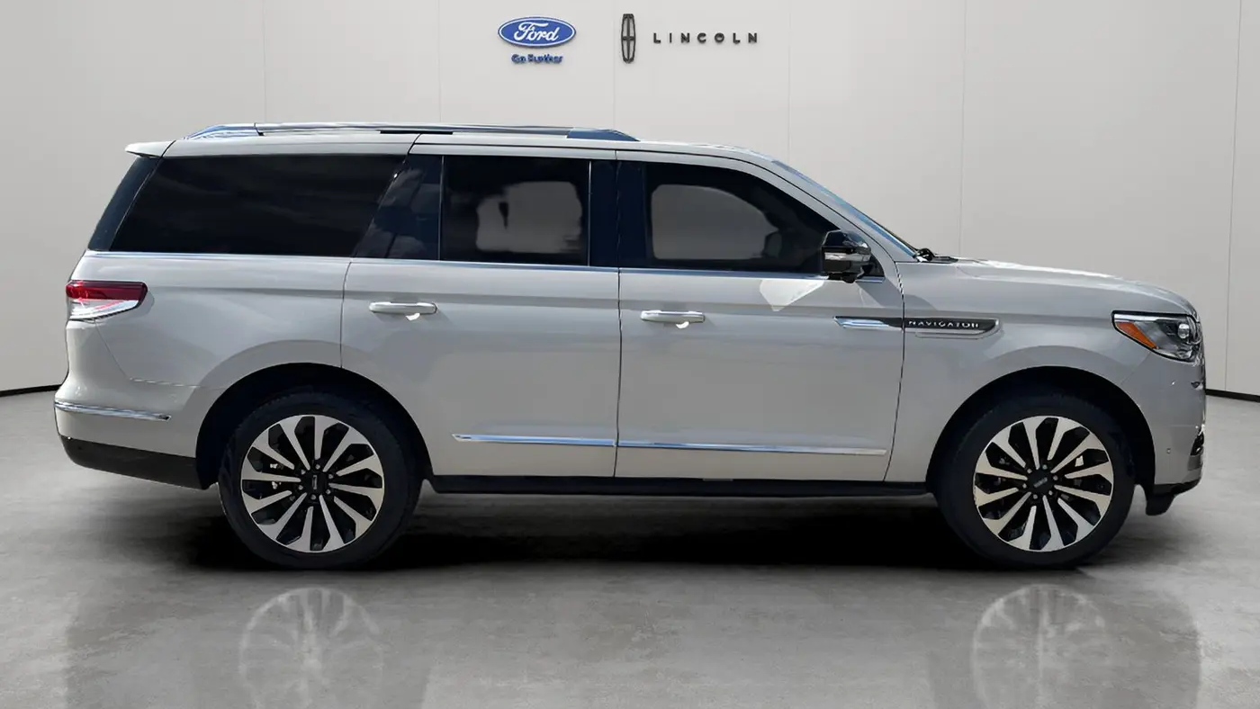 2024 Lincoln Navigator Reserve