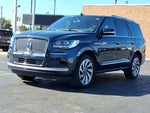 2024 Navigator Thumbnail 3