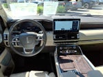 2024 Navigator Thumbnail 6