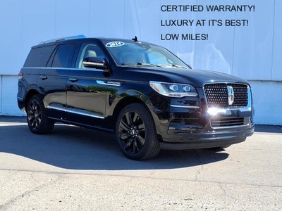 Photo of a 2024 Lincoln Navigator 4X4 Reserve 4DR SUV for sale