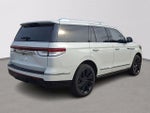 2024 Navigator Thumbnail 6