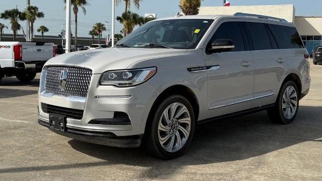 Preowned 2024 Lincoln Navigator Reserve for Sale