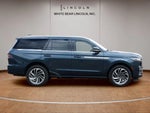 2025 Navigator Thumbnail 4