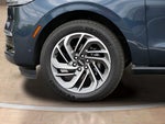 2025 Navigator Thumbnail 9