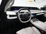 2025 Navigator Thumbnail 9