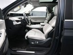 2025 Navigator Thumbnail 10