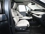 2025 Navigator Thumbnail 34
