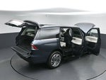 2025 Navigator Thumbnail 63