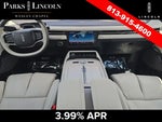 2025 Navigator Thumbnail 12