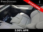 2025 Navigator Thumbnail 15