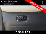 2025 Navigator Thumbnail 32