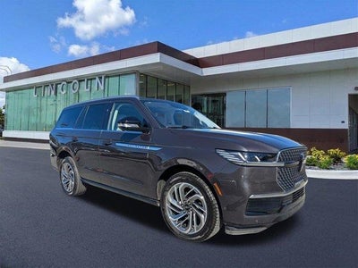 Photo of a 2025 Lincoln Navigator 4X4 Reserve 4DR SUV for sale