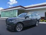 2025 Navigator Thumbnail 4