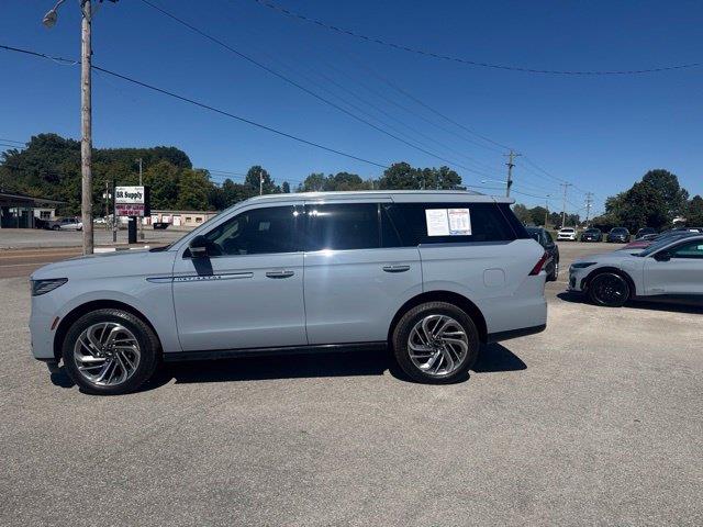 2025 Lincoln Navigator