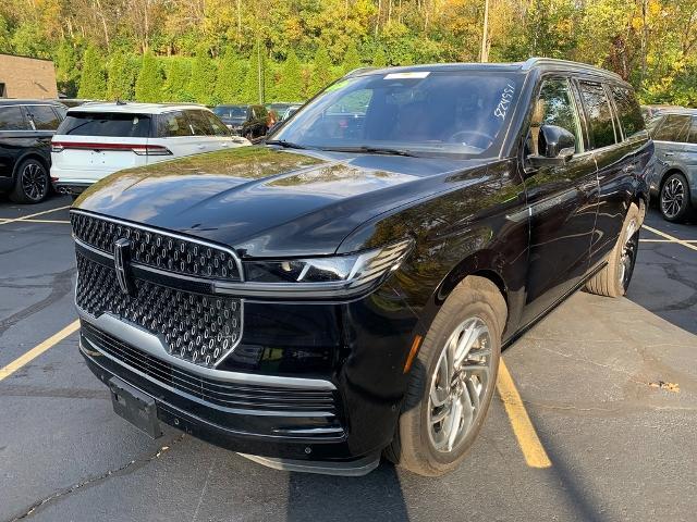 2025 Lincoln Navigator - $76,789