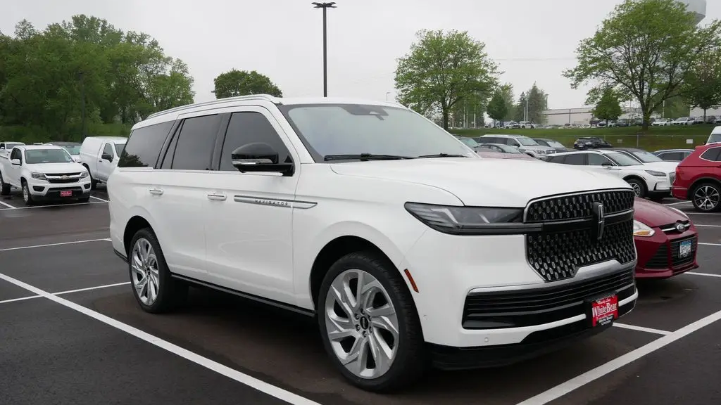 2025 Lincoln Navigator Reserve