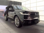 2025 Navigator Thumbnail 3