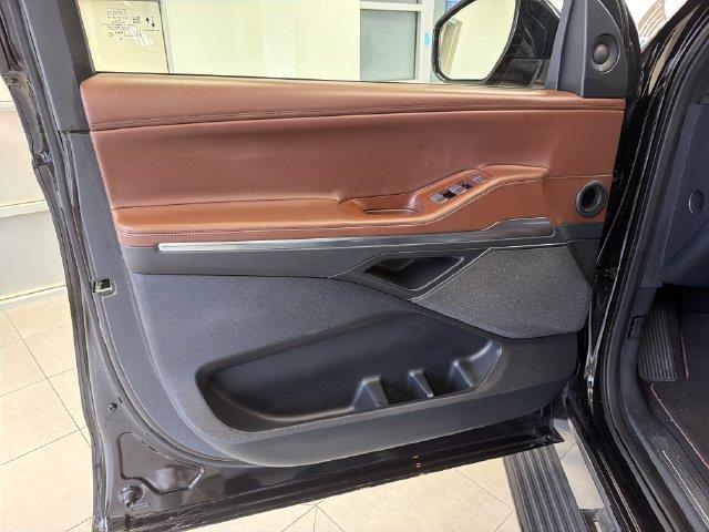 2025 Lincoln Navigator - $71,400