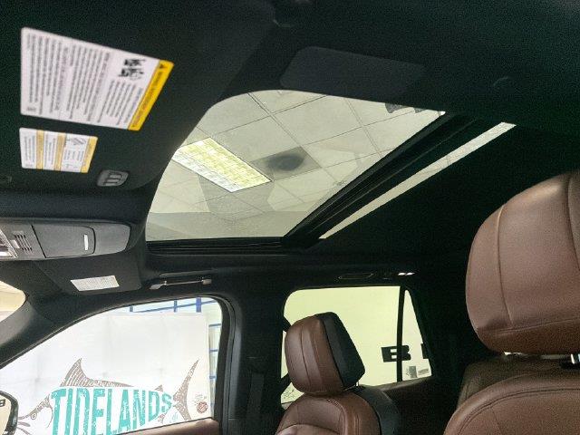2025 Lincoln Navigator - $71,400
