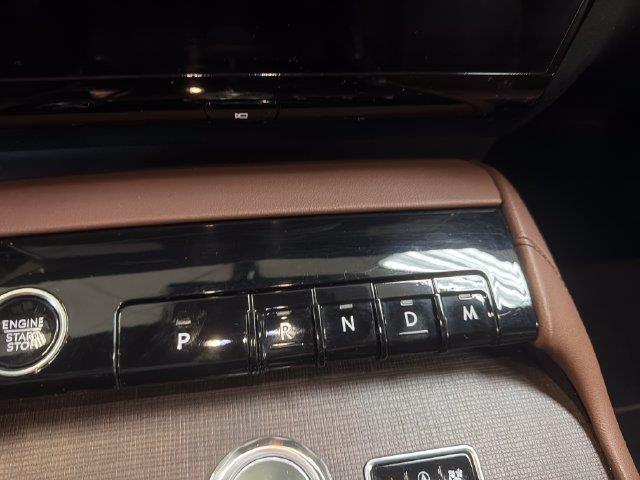 2025 Lincoln Navigator - $71,400
