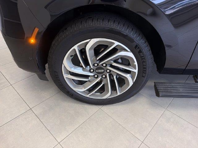 2025 Lincoln Navigator - $71,400