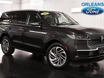 Photo of a 2025 Lincoln Navigator 4X4 Reserve 4DR SUV for sale