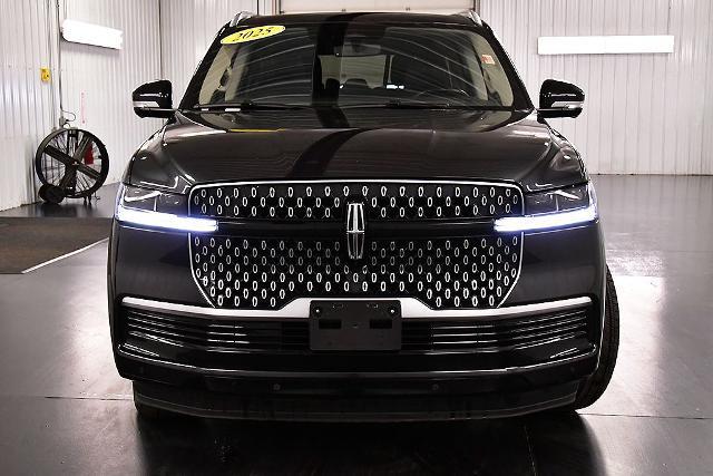 2025 Lincoln Navigator - $75,995