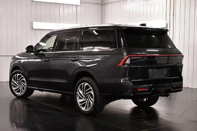2025 Lincoln Navigator - $75,995