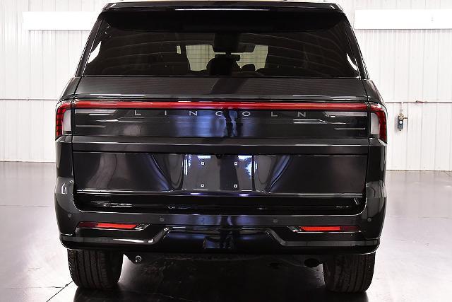 2025 Lincoln Navigator - $75,995