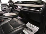 2025 Navigator Thumbnail 27