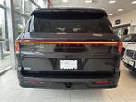 2025 Navigator Thumbnail 6