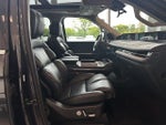 2025 Navigator Thumbnail 33