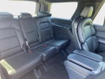 2025 Navigator Thumbnail 19