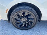 2025 Navigator Thumbnail 22