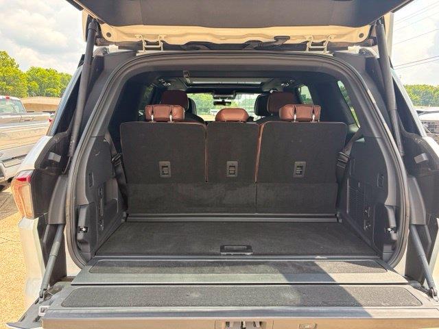 2026 Lincoln Navigator - $93,415