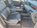 2023 Navigator Thumbnail 34